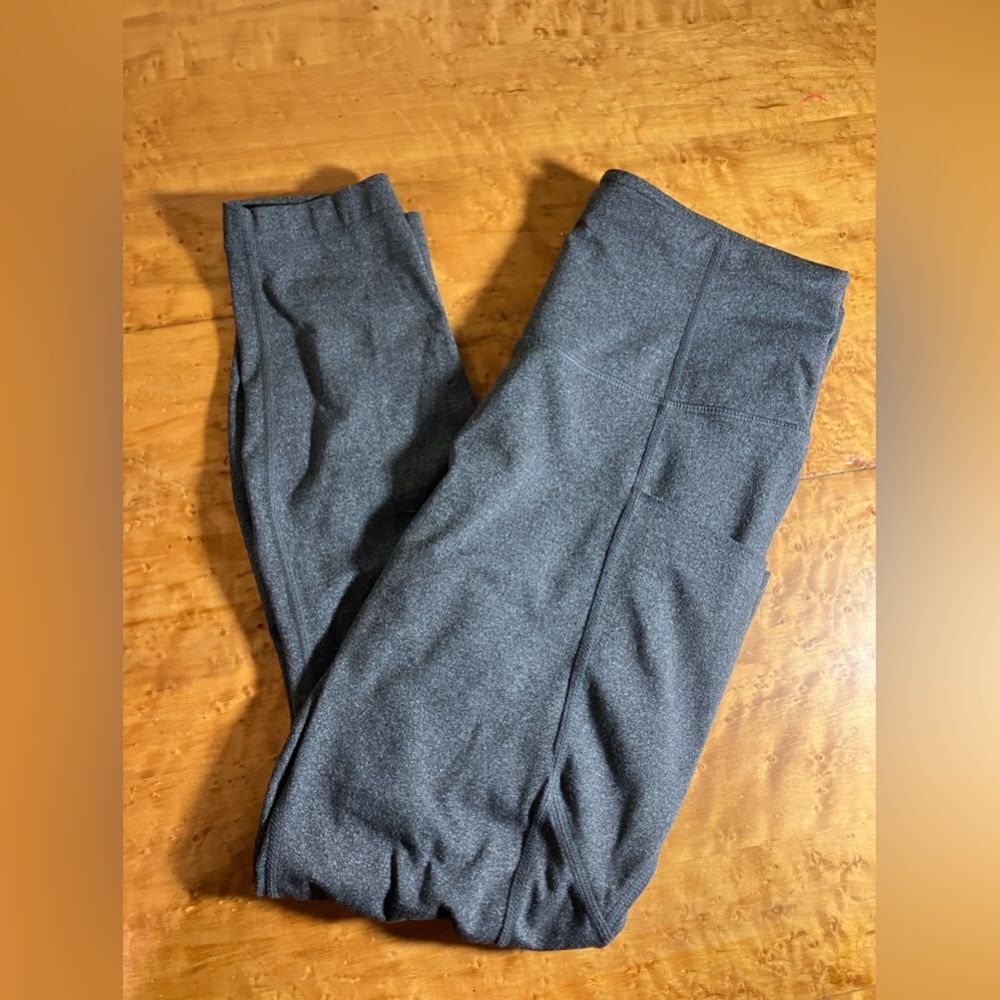 Members Mark, ankle legging, dark gray, pockets, excellent condition, medium
